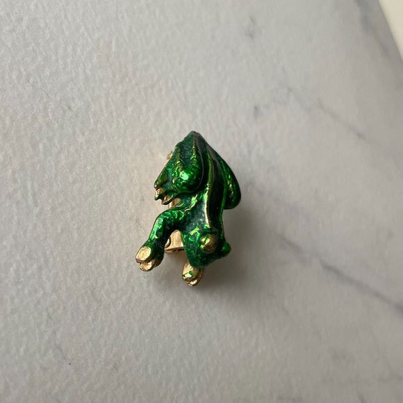 Vintage Green and Gold Enamel Frog Pin - Picture 6 of 10